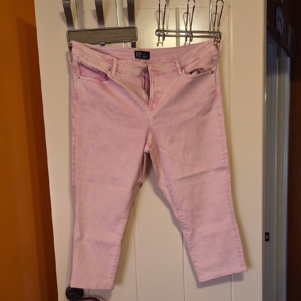 GAP Light Pink Ankle Jeans